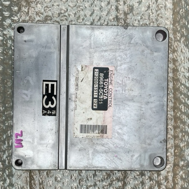 กล่องเครื่องยนต์ Toyota  vios  1NZ 89661-5C811 E3  คันเร่งสาย 4 พิน งานแปรงไม่รับประกันถอดแท้ญี่ปุ่น