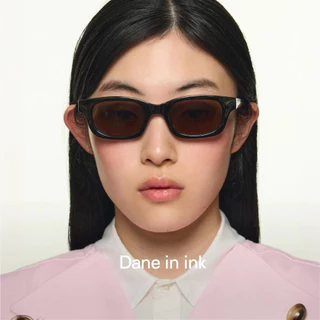 Sunnies Studios Dane (แว่นกันแดดทรงสี่เหลี่ยม สำหรับยูนิเซ็กส์)