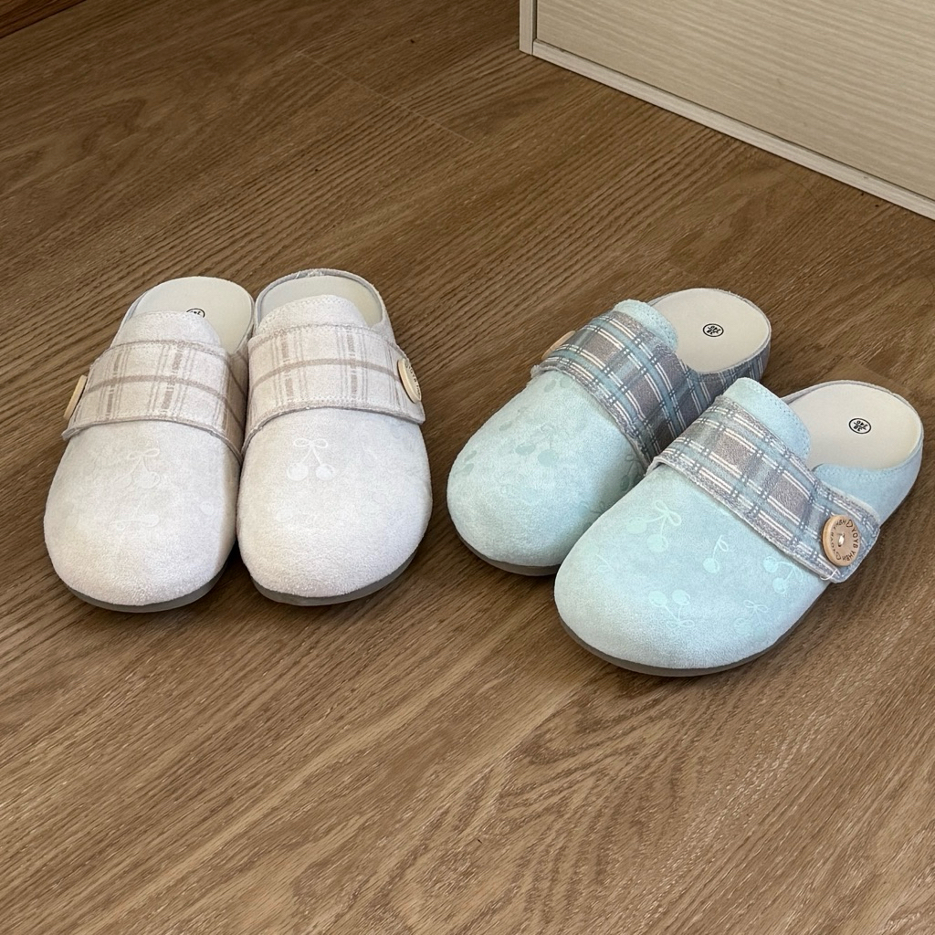 cherry bloss-ton slipper | รองเท้าสลิปเปอร์ เชอร์รี่บลอสตั้น