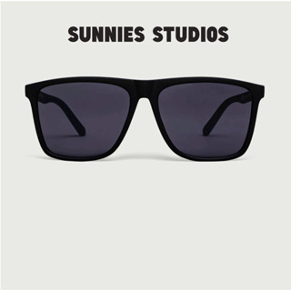 Sunnies Studios Griffin (แว่นกันแดดทรงสี่เหลี่ยมแฟชั่น สำหรั…