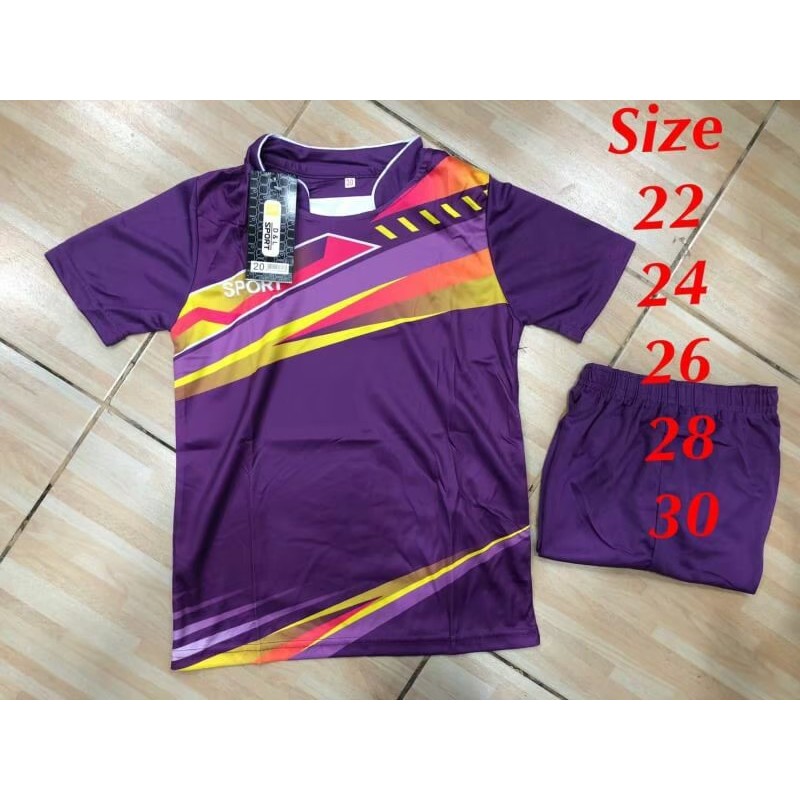ชุดกีฬาเด็กได้ทั้งเสื้อทั้งกางเกงใส่ได้ทั้งผู้หญิงผู้ชายเนื้อผ้าดีใส่สบายครับ