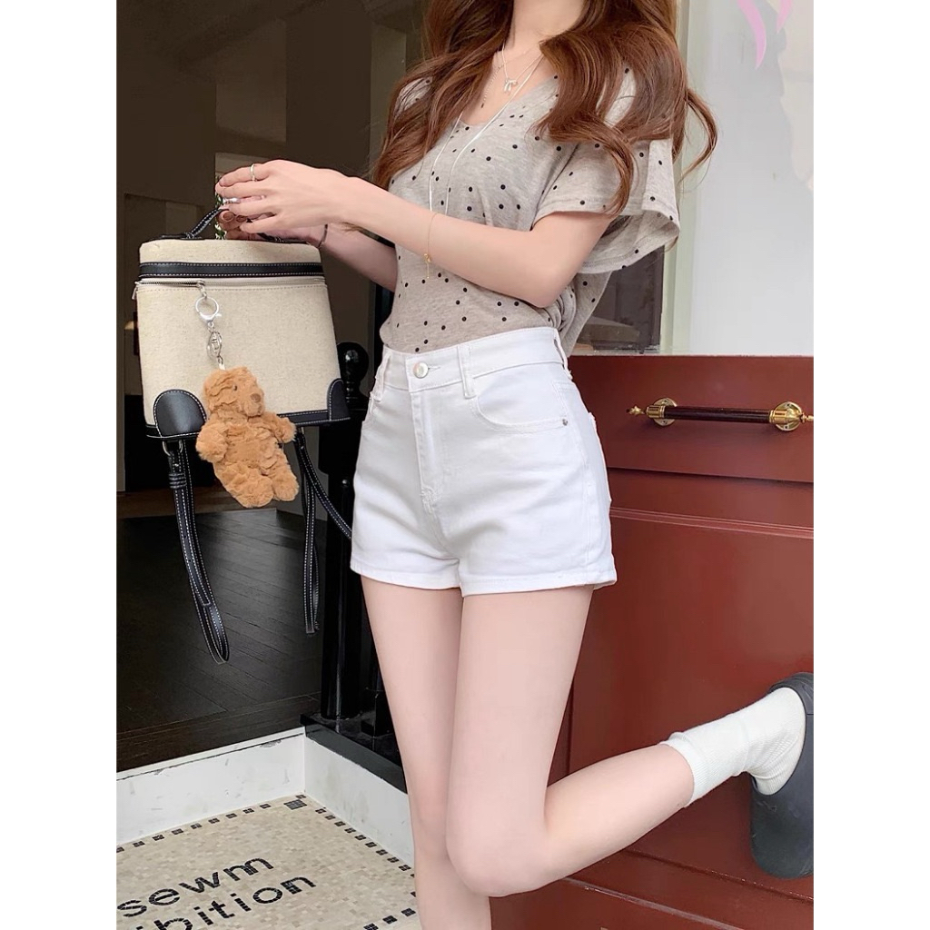 กางเกงยีนขาสั้นสีขาว BELIN STAR