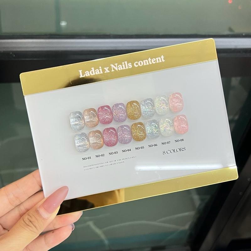 Set Glitter flash 8 Color Ladai x nails content พร้อมชาร์จ ขวดกลม