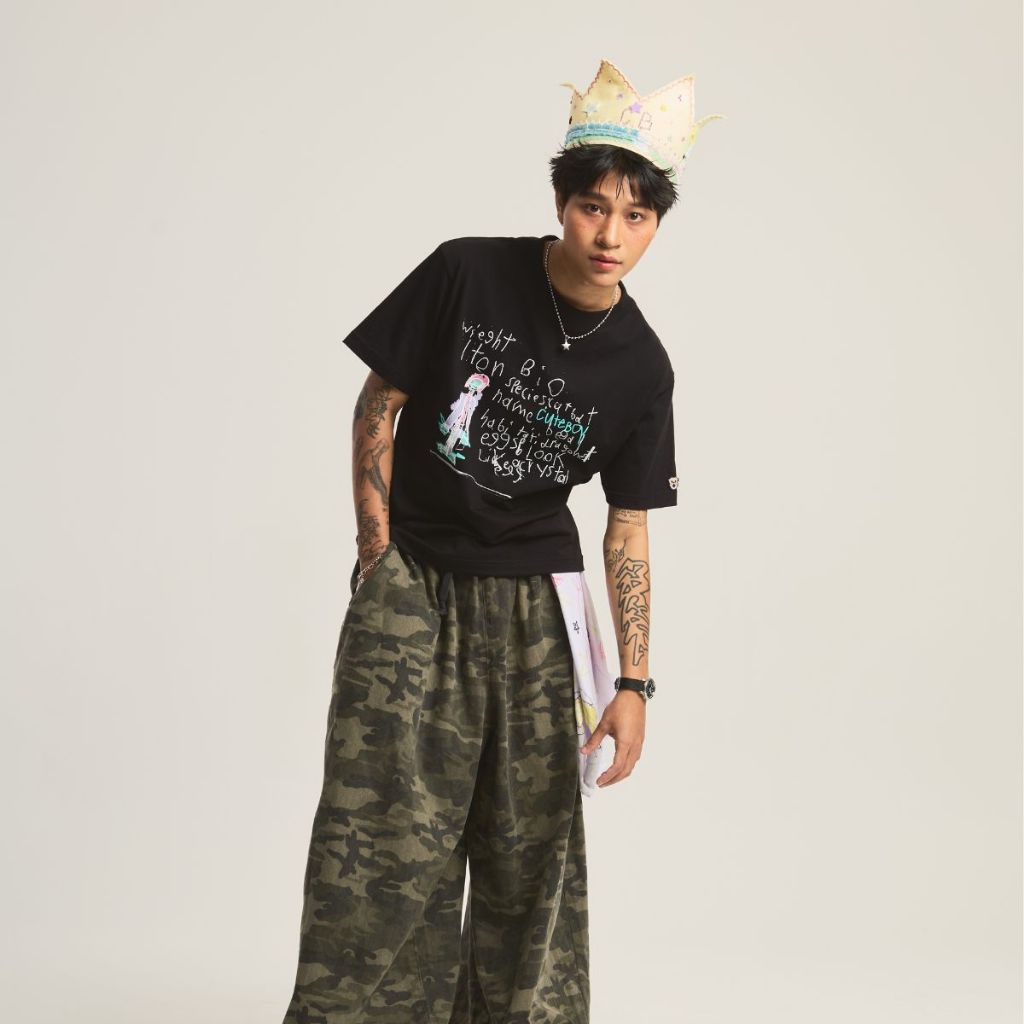 CuteBoy | Queen Cat Bat [Black] T-Shirt เสื้อยืด แขนสั้น ทรงโอเวอร์ไซส์ - รูปที่ 5