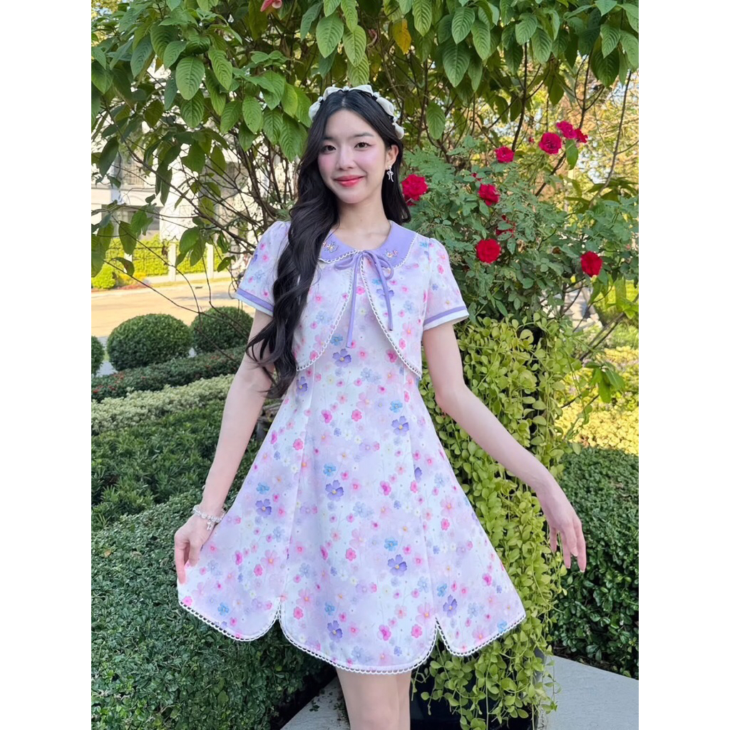 Wirah Brand รุ่น Mabel Dress ชุดเดรสผ้าซาตินญี่ปุ่นเนื้อด้านพิมพ์ลายดอกไม้ สีม่วง ชมพู ขาว   Size M