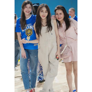 BY IRA PANSY JUMPSUIT( พร้อมส่ง ) เอี๊ยมกางเกงยีนส์ขายาว เอี๊ยมโอเวอร์ไซส์ เอี๊ยม เอี๊ยมยีนส์ เอี๊ยมขายาว