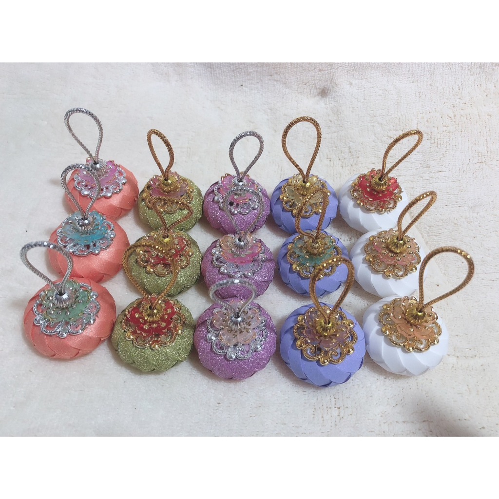 เหรียญโปรยทาน แพ็ค 30 ชิ้น(ตัวเปล่า) คละสี