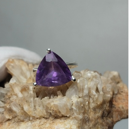 T76แหวนเงินแท้พลอยอะเมทิสแท้พร้อมส่ง