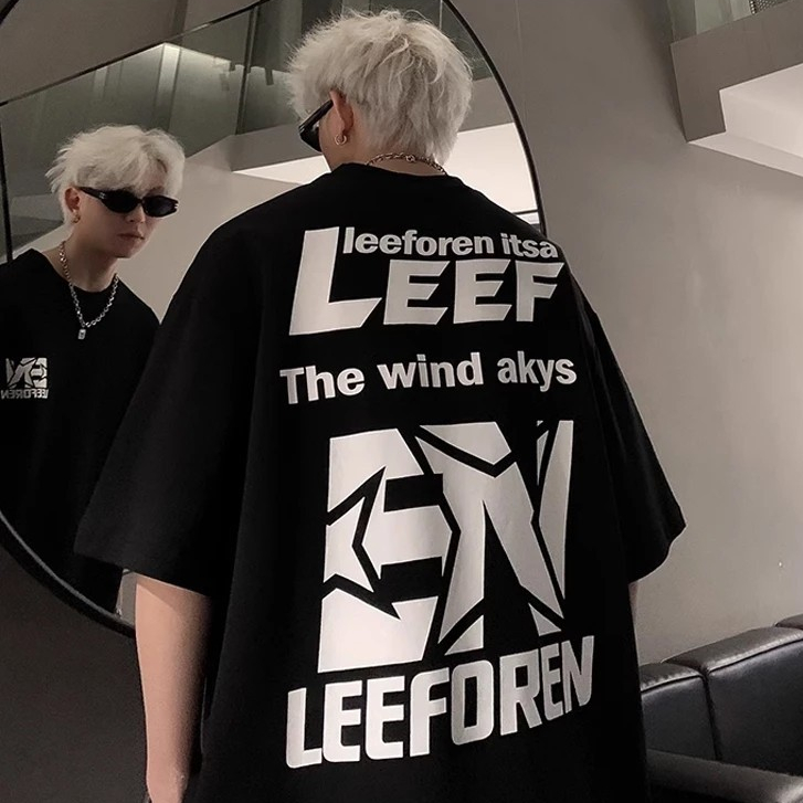 สไตล์อเมริกันวินเทจ สไตล์สตรีท เสื้อผู้ชาย “LEEF EN” ใส่สบายผ้านุ่ม ไม่ต้องรัด