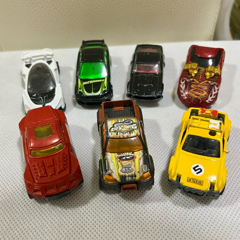 รถเหล็ก Hotwheels โมเดลรถเสมือนจริง วิ่งได้ จากญี่ปุ่น