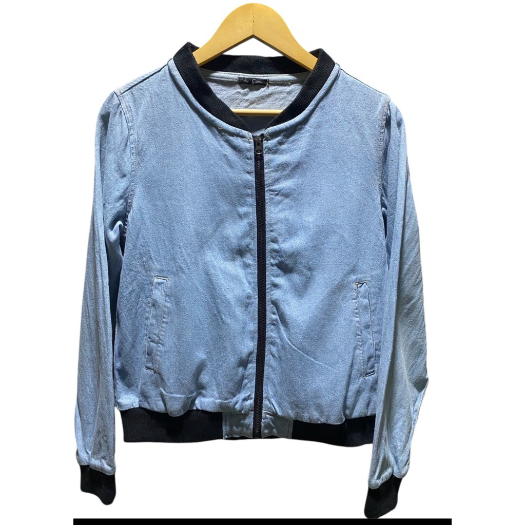 แจ็คเก็ต ทรง bomber มือสอง