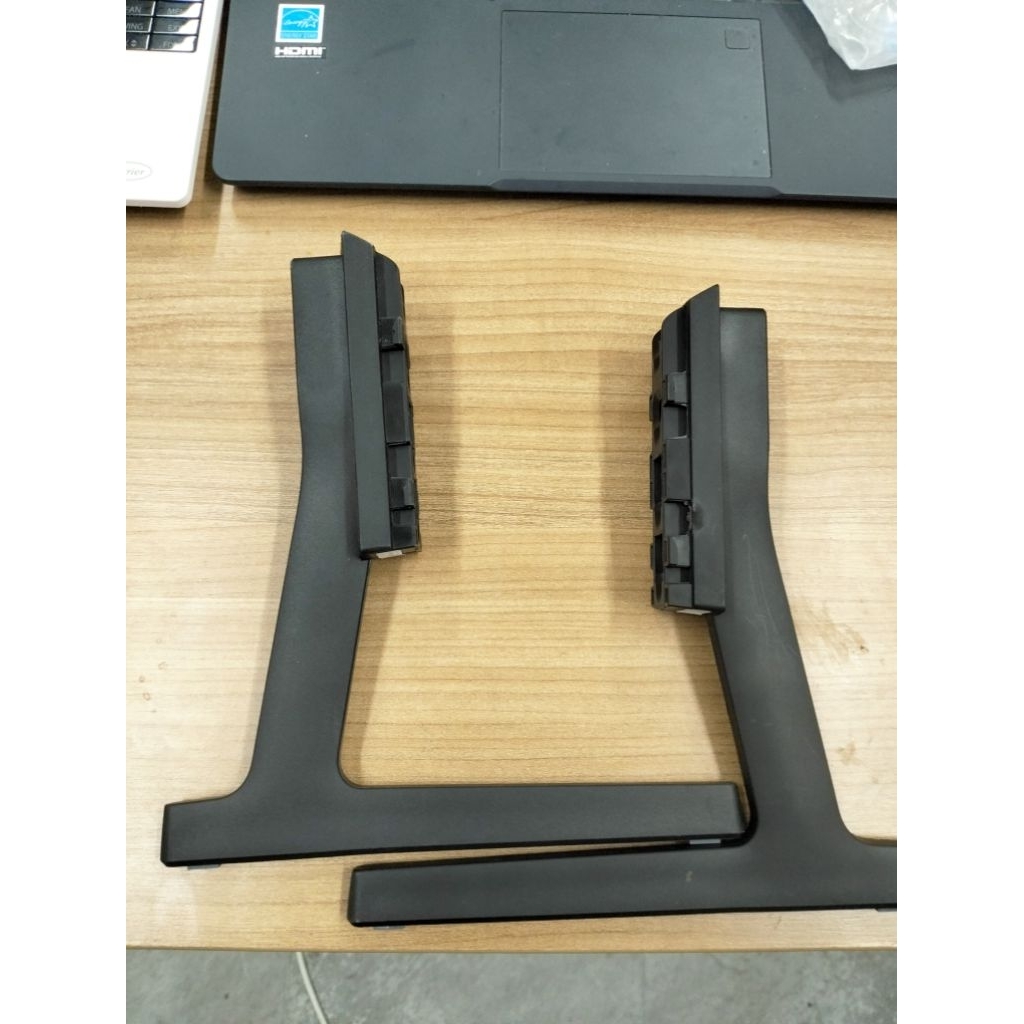 ขาทีวี SAMSUNG ไช้กับรุ่น 43DU7000 /UA435DU7000K ของไหม่นะครับ (ราคาต่อ1คู่)