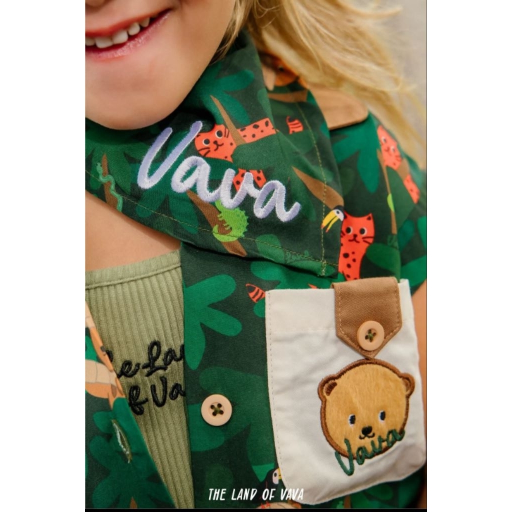 ผ้าพันคอ  the land of vava <New>