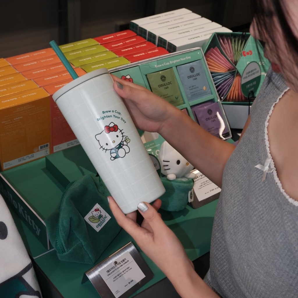 🎀พร้อมส่ง🎀Korea 🇰🇷 osulloc x Hello Kitty Limited Edition 550ml แก้วเก็บความร้อนสีมิ้นต์สแตนเลส - รูปที่ 3