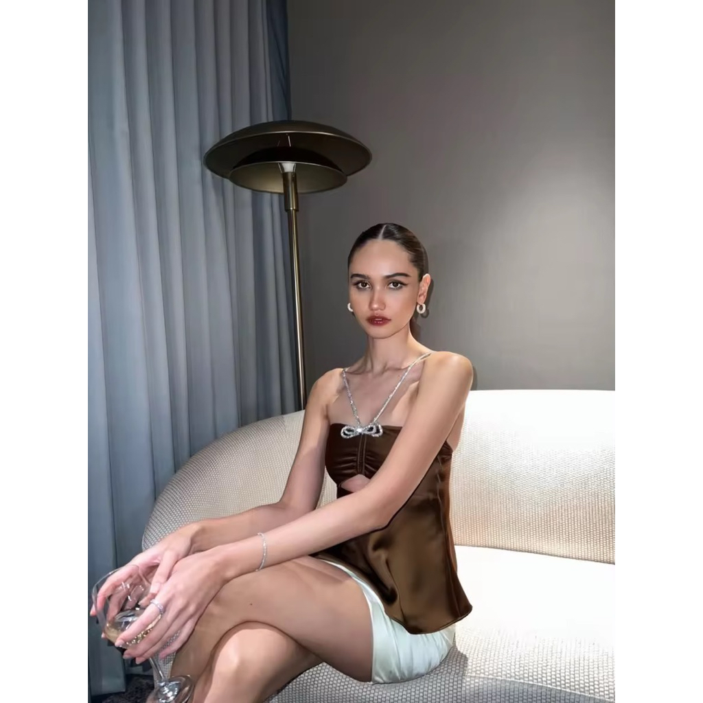 ส่งต่อ punchita - Irene top เฉพาะเสื้อ size M สี brown shop 2190 สภาพ 90% no defected