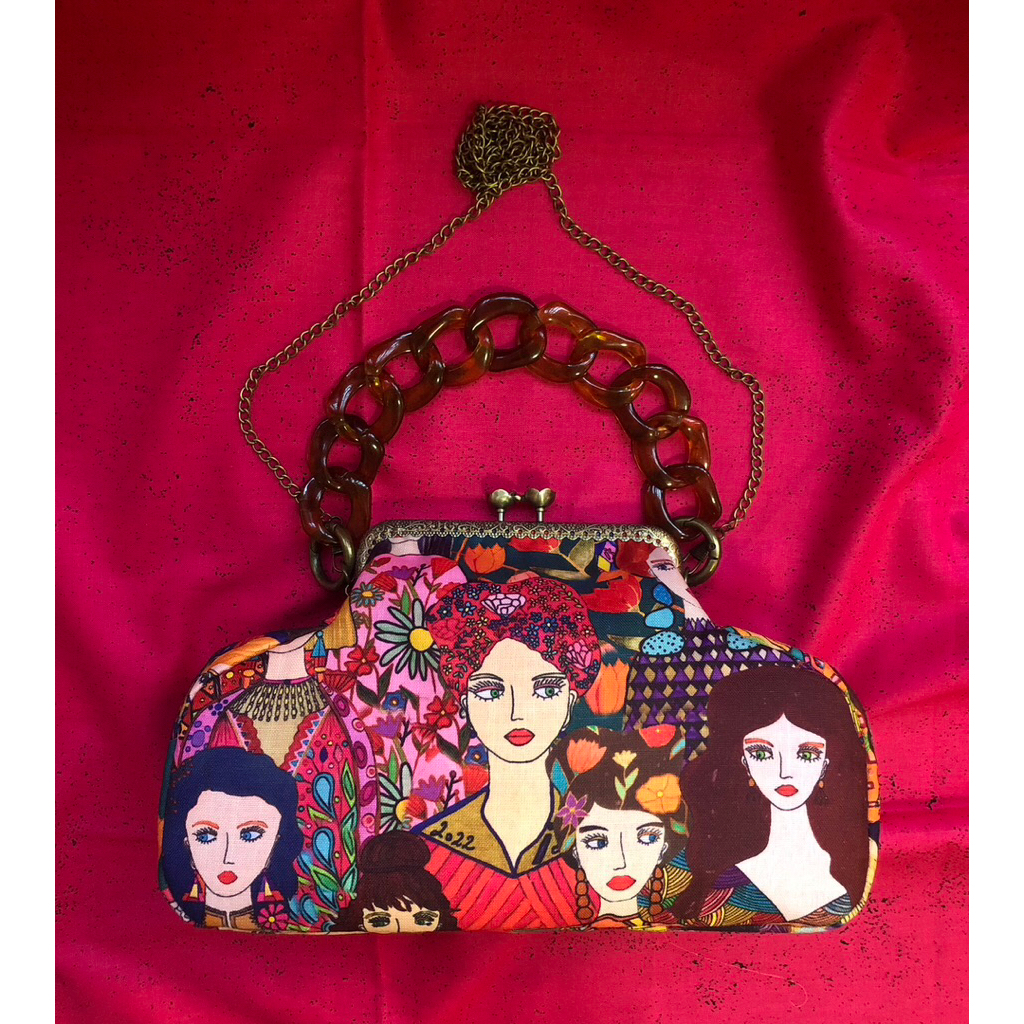Bohemian girls clasps bag