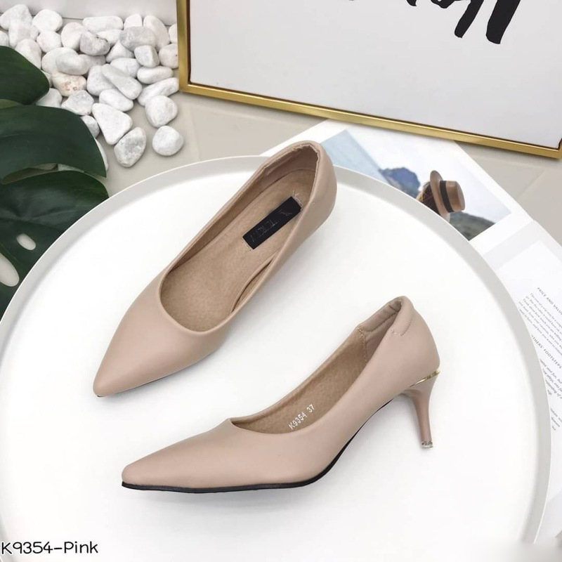 K9354 รองเท้าคัชชูงานหนังสวม ทรงสวย เพรียว ดูมั่นใจสุดๆ