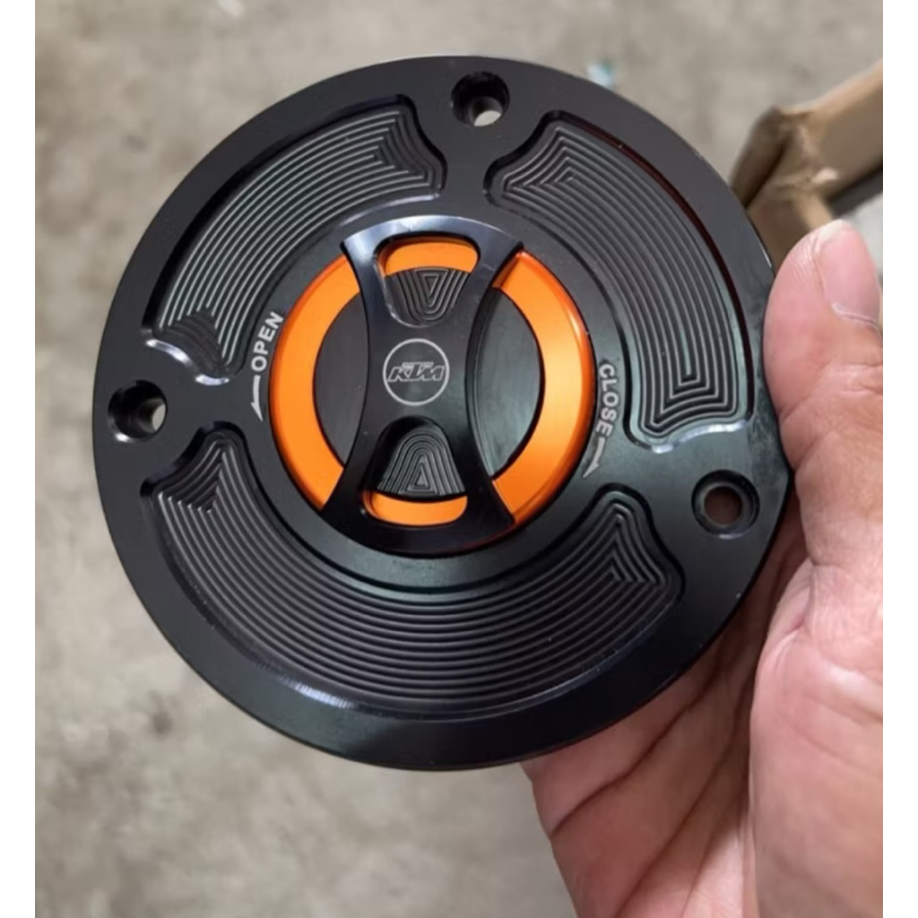 ฝาถังน้ำมันมิเนียมKTM ฝาถังแต่ง KAWASAKI งาน CNC แบบเกียว กลึงลาย สำหรับ KR Serpico Victor