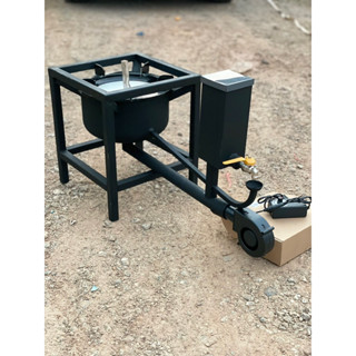 เตาน้ำมันเก่าไซส์เล็ก ฐานเหล็กกล่อง สามารถรองรับหม้อขนาดใหญ่…