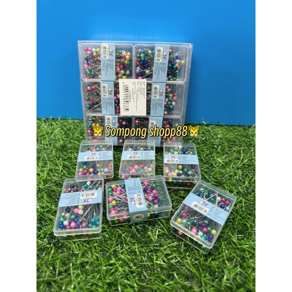 < 1 โหล 12 กล่อง >เข็มหมุดหัวกลม 4cm สีสันสดใส < 1 กล่อง 90 ชิ้น รวม 1080 ชิ้น > คละสี