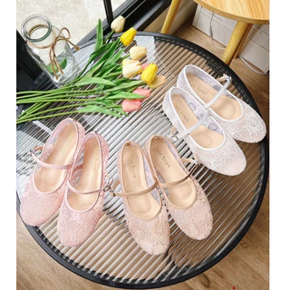 รองเท้าตาข่ายปักเลื่อมรหัสN-03แต่งสายคาดเข็มขัดทรงสวยใส่สบายตาข่ายระบายอากาศได้ดีพร้อมส่งในไทย