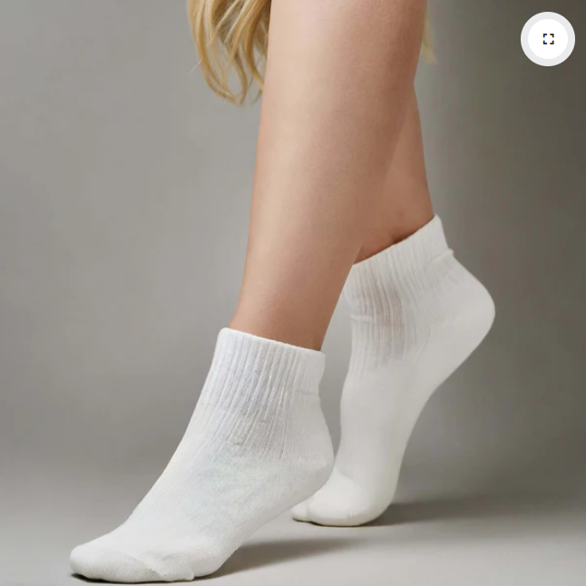 Women Diabetic Socks Loose Fit Seamless Toe Wide Stretchy Crew Socks 4 Pairs