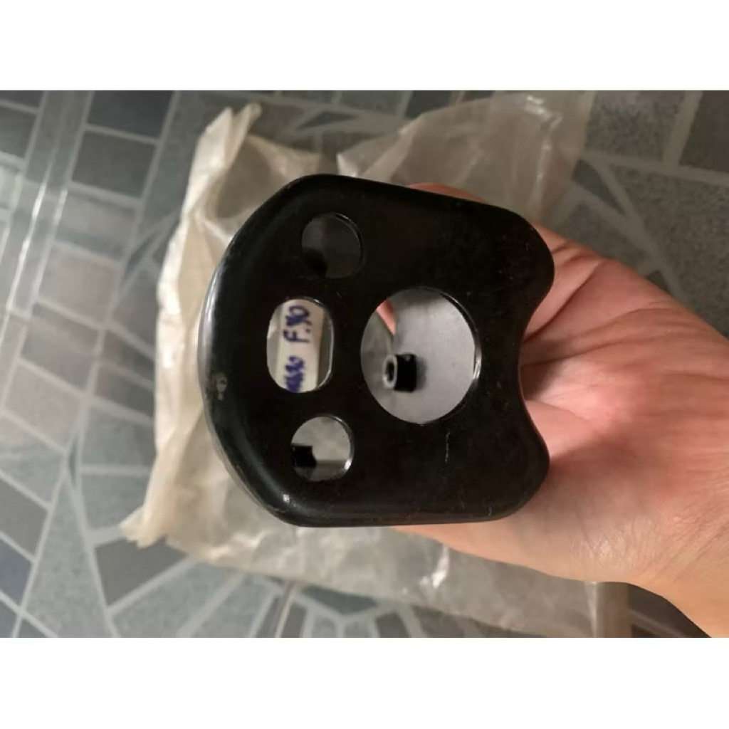 ตุ๊กตาเเฮนด์ Suzuki F70 แท้ใหม่