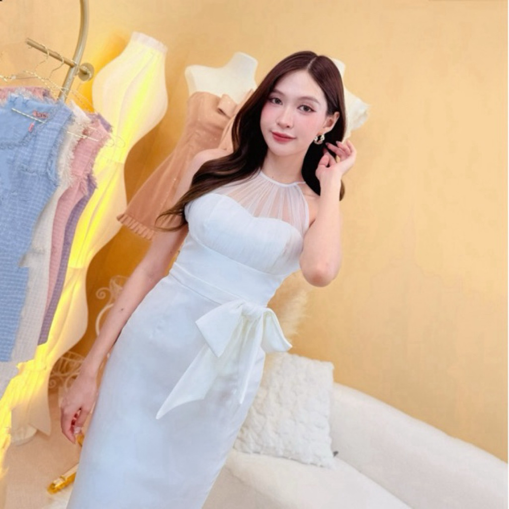 มือสอง size XS ใส่ออกงานครั้งเดียว