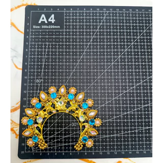 รัศมีแต่งองค์เทพแต่งพระพิฆเนศขนาดเล็กฐาน9.5cmสูง9.5cmงานฝีมือ