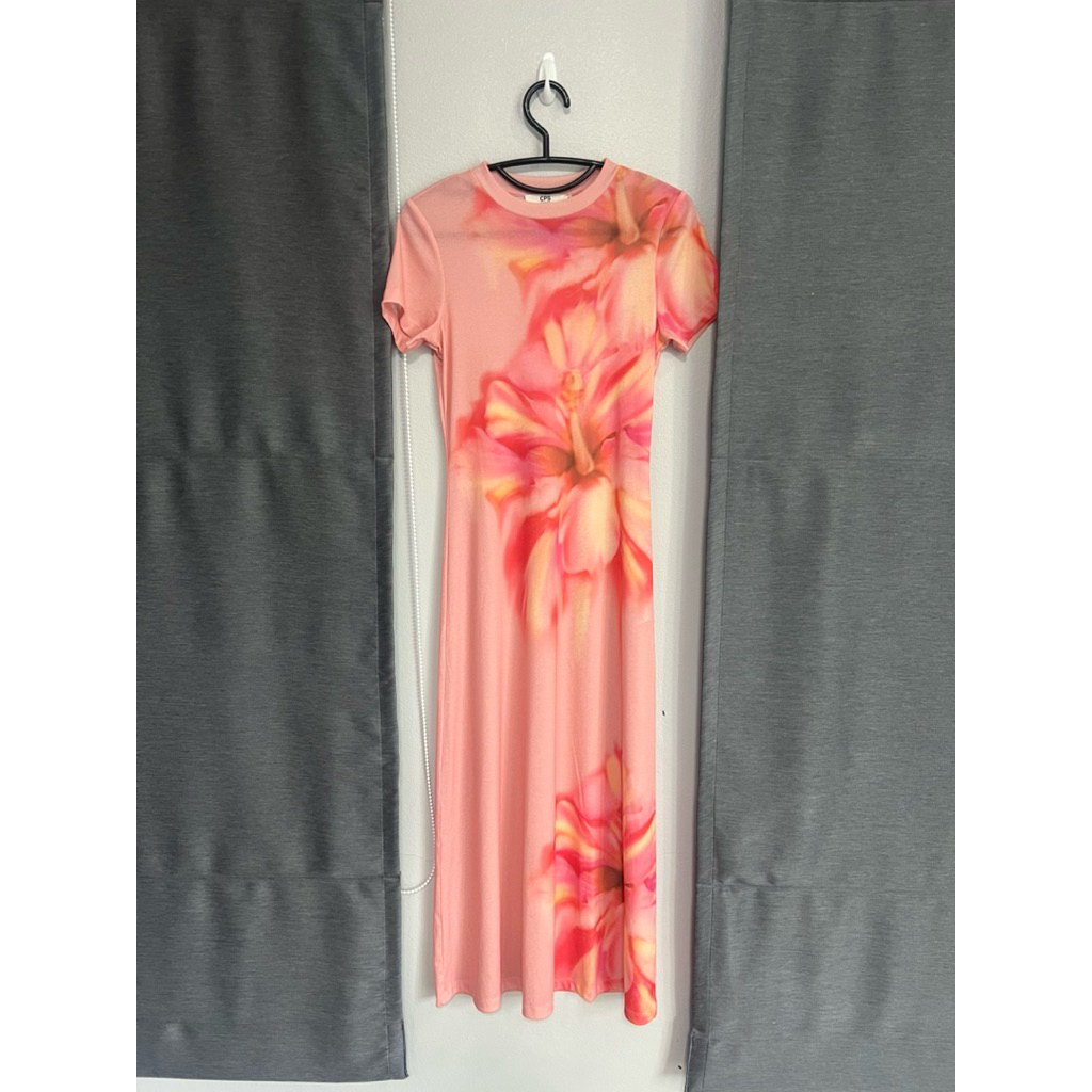 CPS เดรสสวยมาก (ใส่ครั้งเดียว)