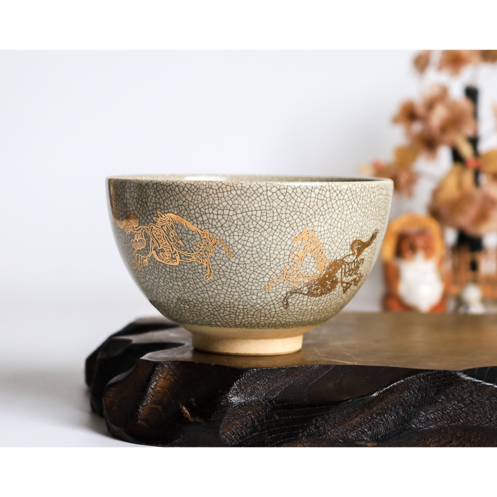 MATCHACHAN | 🍵 Kiyomizu-yaki Grey Crackled Glaze  ถ้วยงาน Kyoto ลวดลายม้าสีทอง