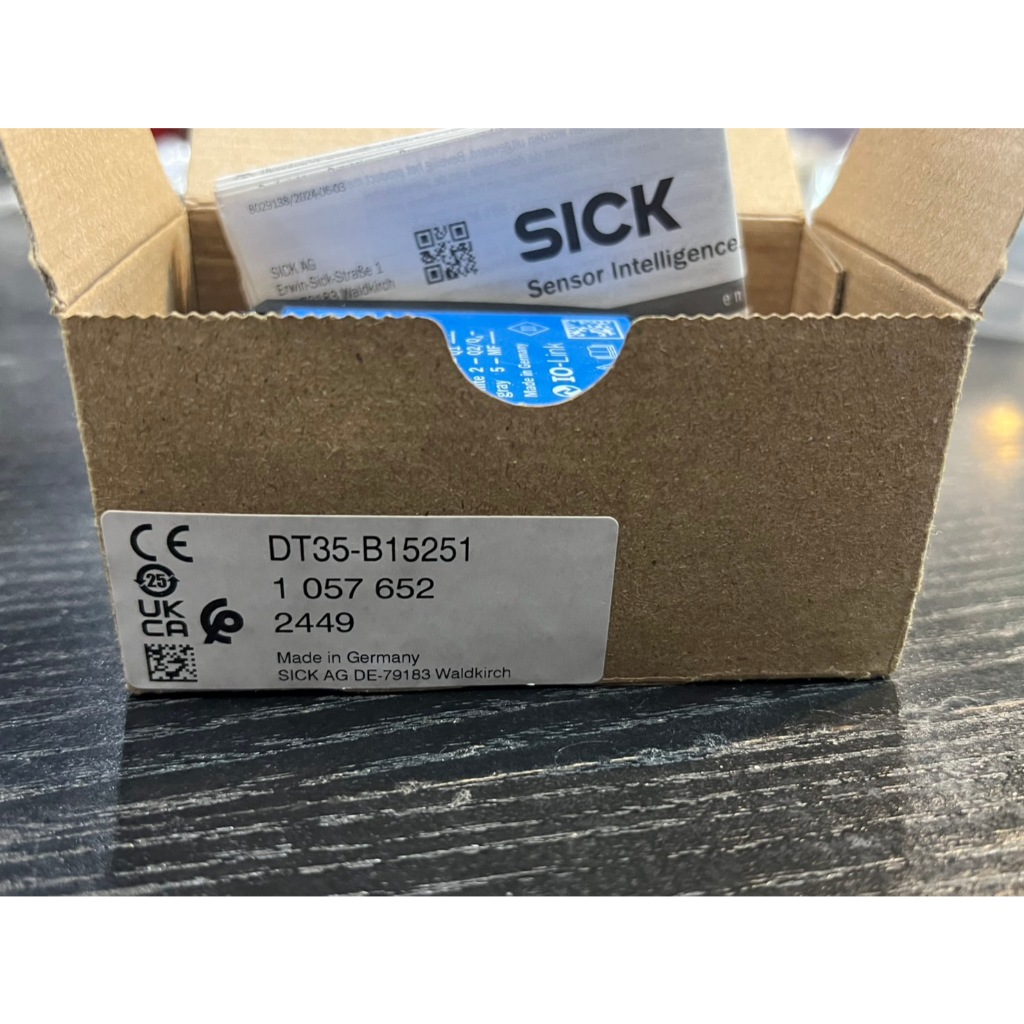 SICK, DT35-B15251 , Distance Distance Sensor, Block Sensor, 0.05 mm → 12 m Detection Range IO-LINK