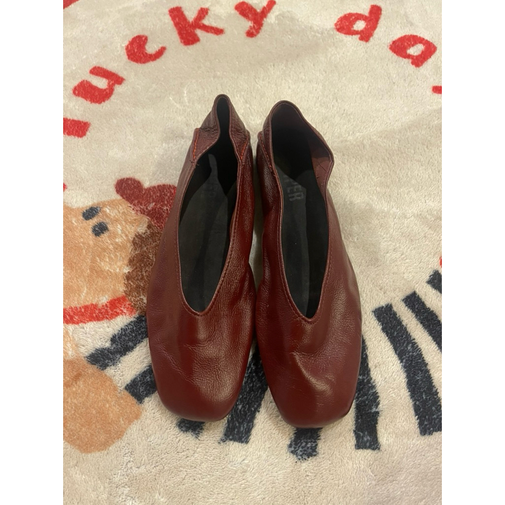 รองเท้า Camper มือสองของแท้