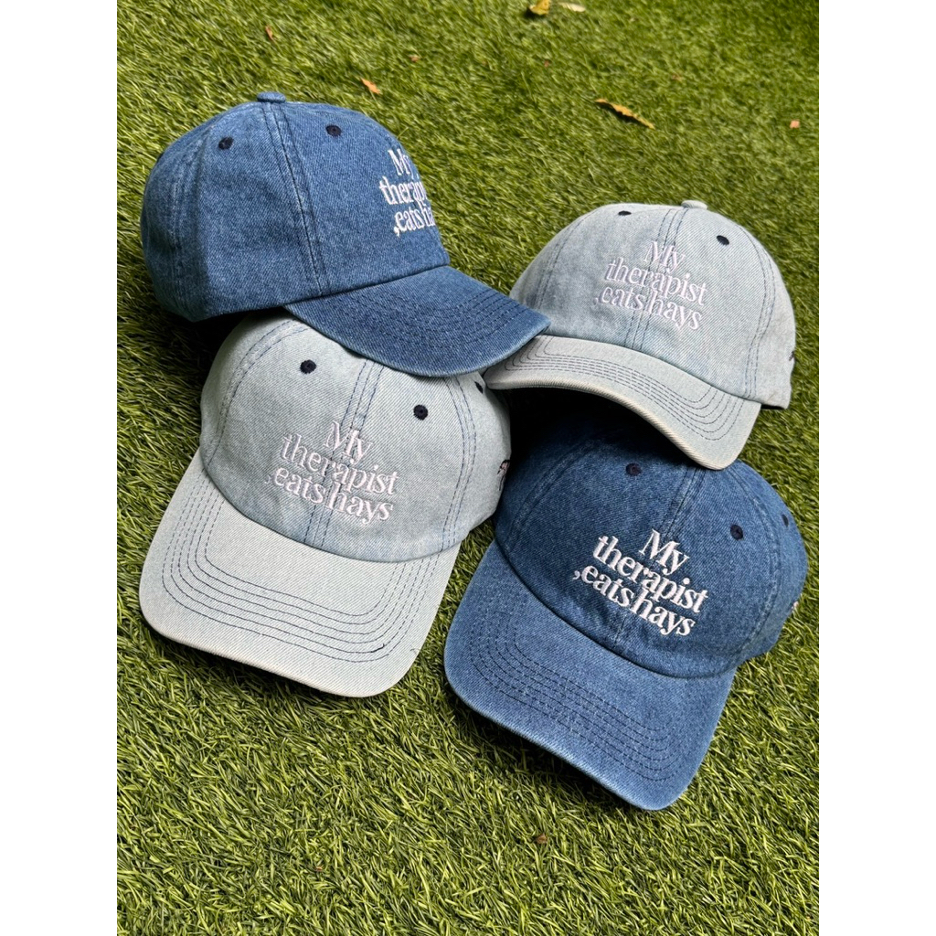 VRT x Equestrian.My therapist,eats hays (VRT Basic)