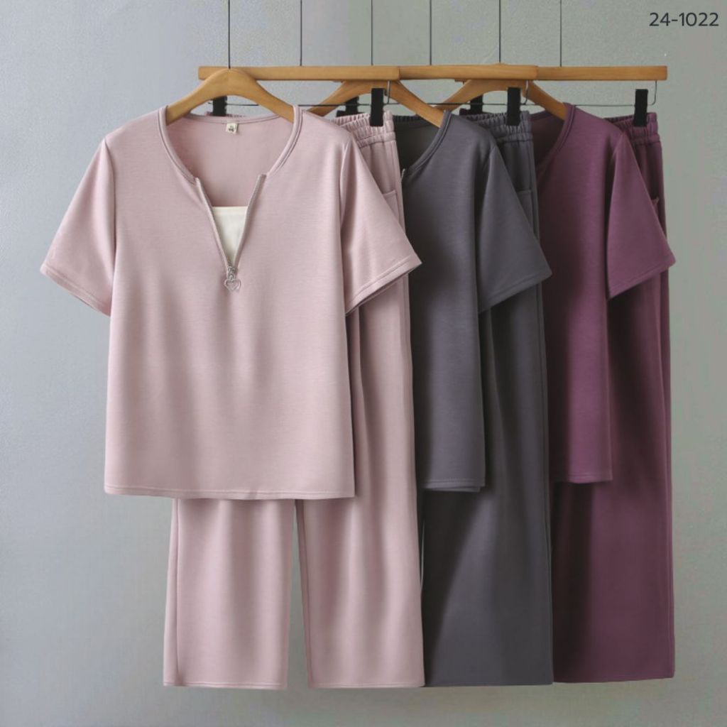 24-1022 ชุดเช็ตเสื้อกางเกง Lady and the Trim อก 42-50 นิ้ว