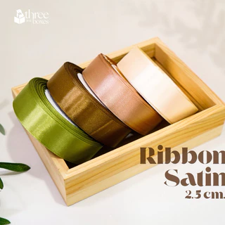ริบบิ้น ผ้าซาติน เกรดพรีเมี่ยม ผิวเงา สีสวย กว้าง2.5cm. ยาว25 หลา ริบบิ้นห่อของขวัญ ริบบิ้นทำโบว์ Ribbon premium