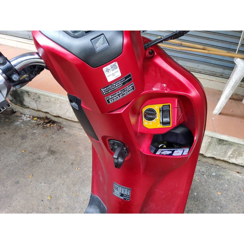 ฝาครอบสวิทย์กุญแจ CLICK 150 ปี2015-2024 SCOOPY I ปี 2021-2024เพิ่มความสวยงามและช่วยป้องกันรอยขีดข่วนจากการใช้งานประจำวัน - รูปที่ 5