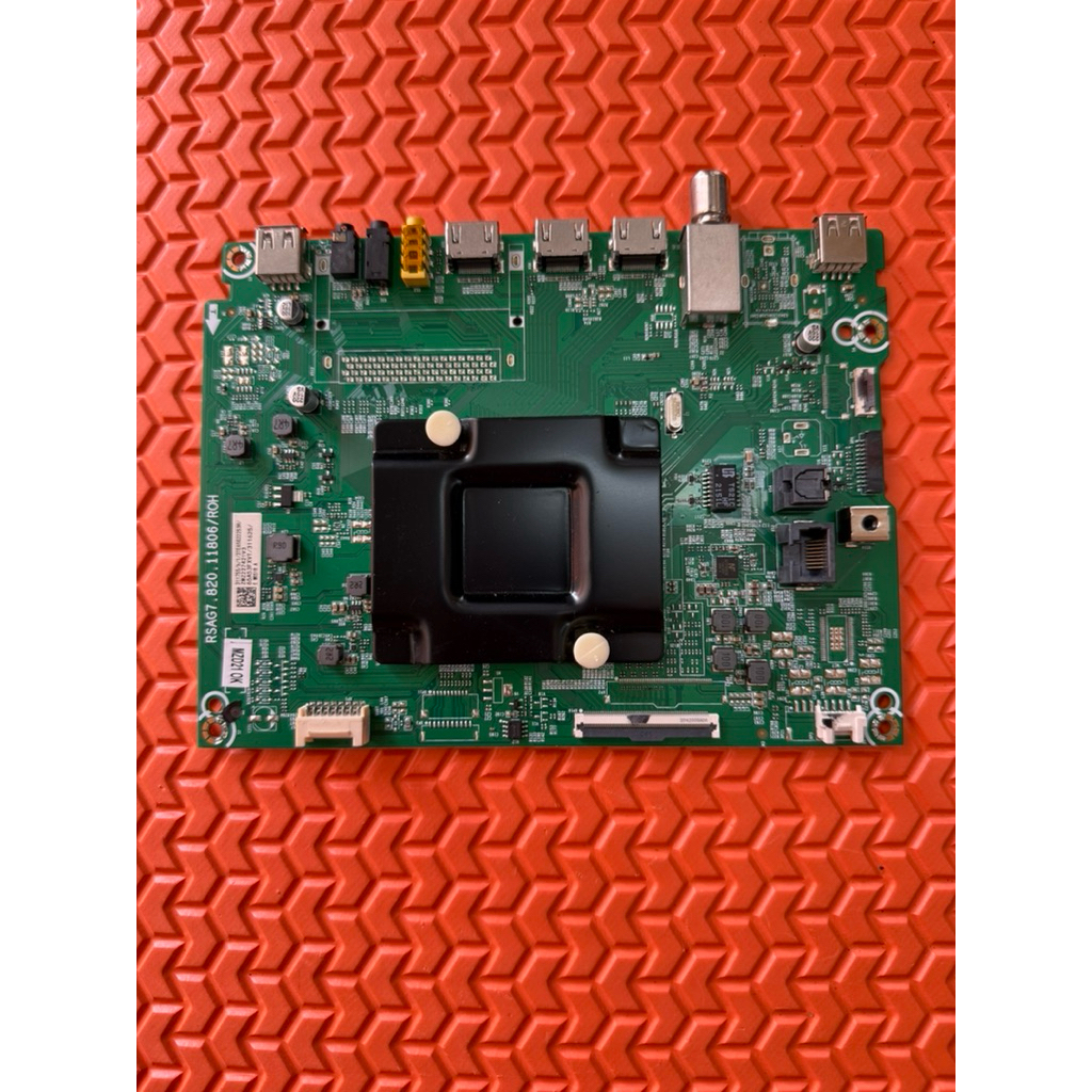 เมนบอร์ดทีวี Hisense รุ่น 65E6H พาสบอร์ด RSAG7.820.11806/ROH