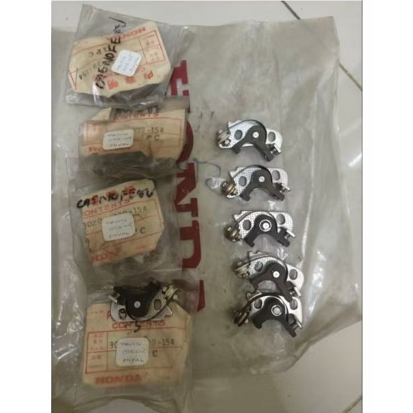 ทองขาว Honda c95 แท้ใหม่