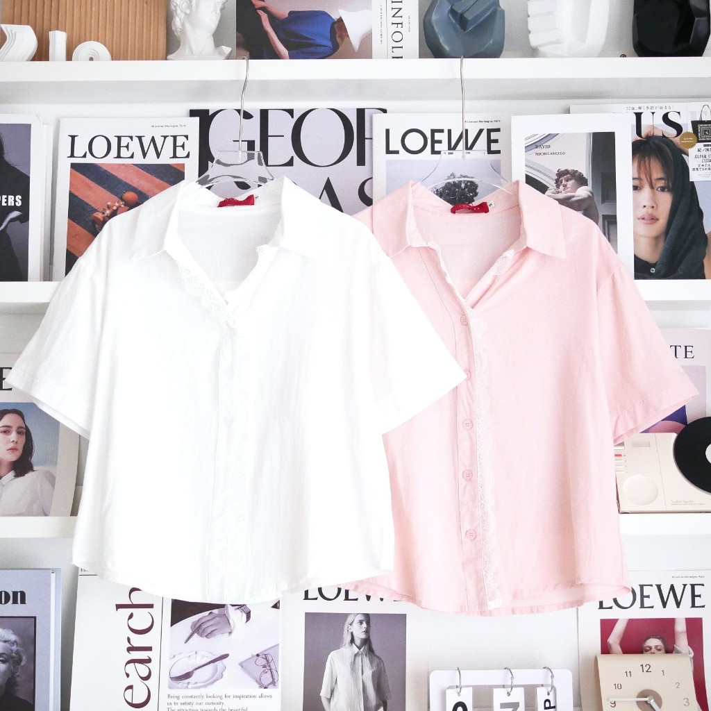 Lawyer Store [725224] เสื้อคอปกแขนสั้น แต่งลูกไม้ แต่งอะไหล่ดอกไม้ ผ้าฝ้ายผสมลินิน แขนสั้น เสื้อผู้หญิง เสื้อแขนสั้น – โปรปัง