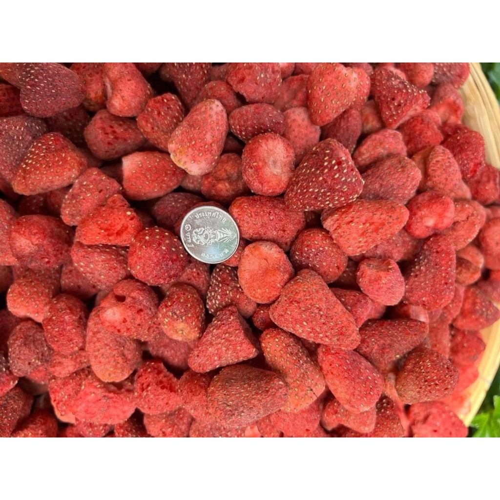 สตรอเบอรี่ ฟรีซดราย size จิ๋ว (Strawberry Freeze Dried) อิ่มอร่อย by WM