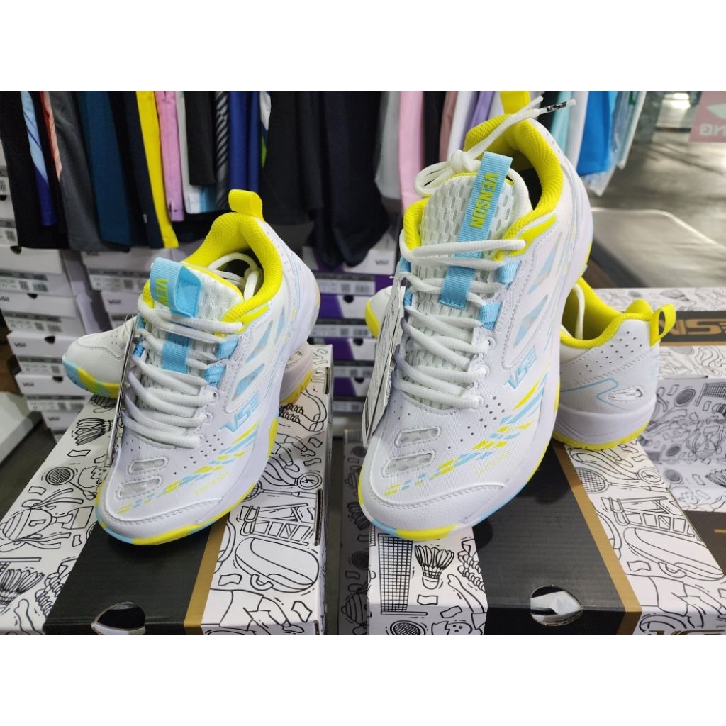 รองเท้าแบดมินตัน VS620WB