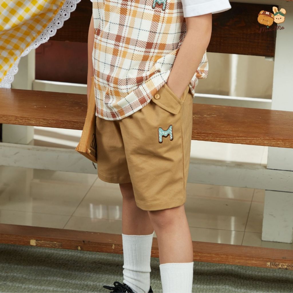 Mix Me กางเกงขาสั้น เรียบๆ ตกแต่งงานปักตัว M ผ้า TWILL 100%Cotton นุ่ม เด็กชาย อายุ 1-7 ปี เสื้อผ้าเด็ก รุ่น 400421