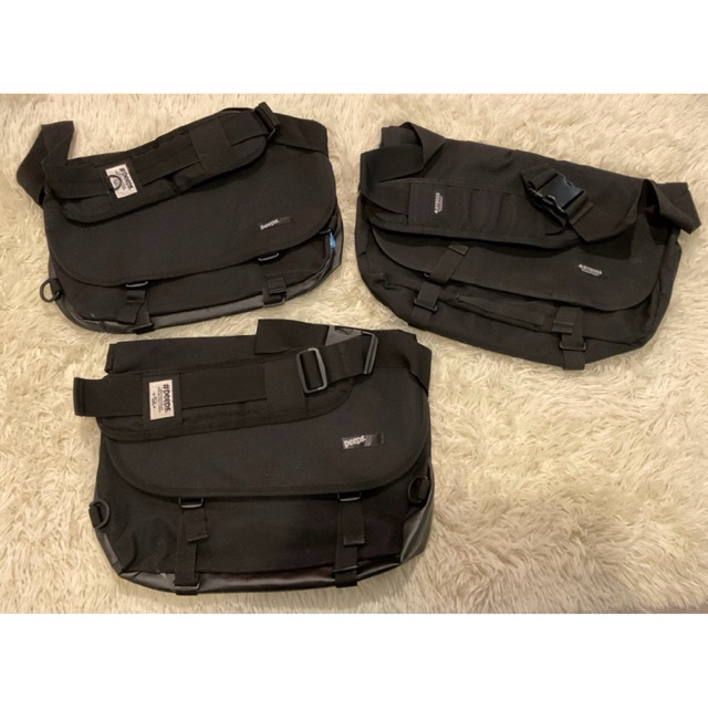 ⚡️ กระเป๋าสะพายข้าง  แบรนด์ peeps  ✨