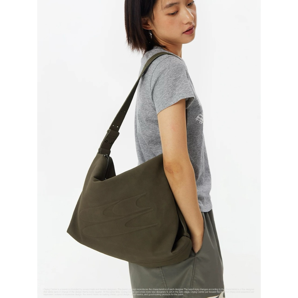 CryingCenter กระเป๋าสะพายข้าง/ครอสบอดี้ Matte Daily Crossbody Bag