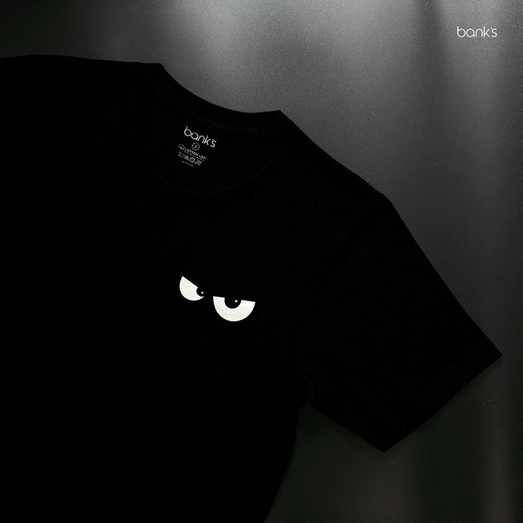 bank’s Round Neck t-shirt “ eye “ in black color เสื้อยืดคอกลมสีดำ แขนสั้น ลายดวงตา เสื้อยืดคุณภาพดี