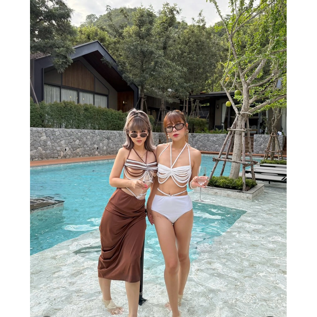 Two pieces mook under the sea