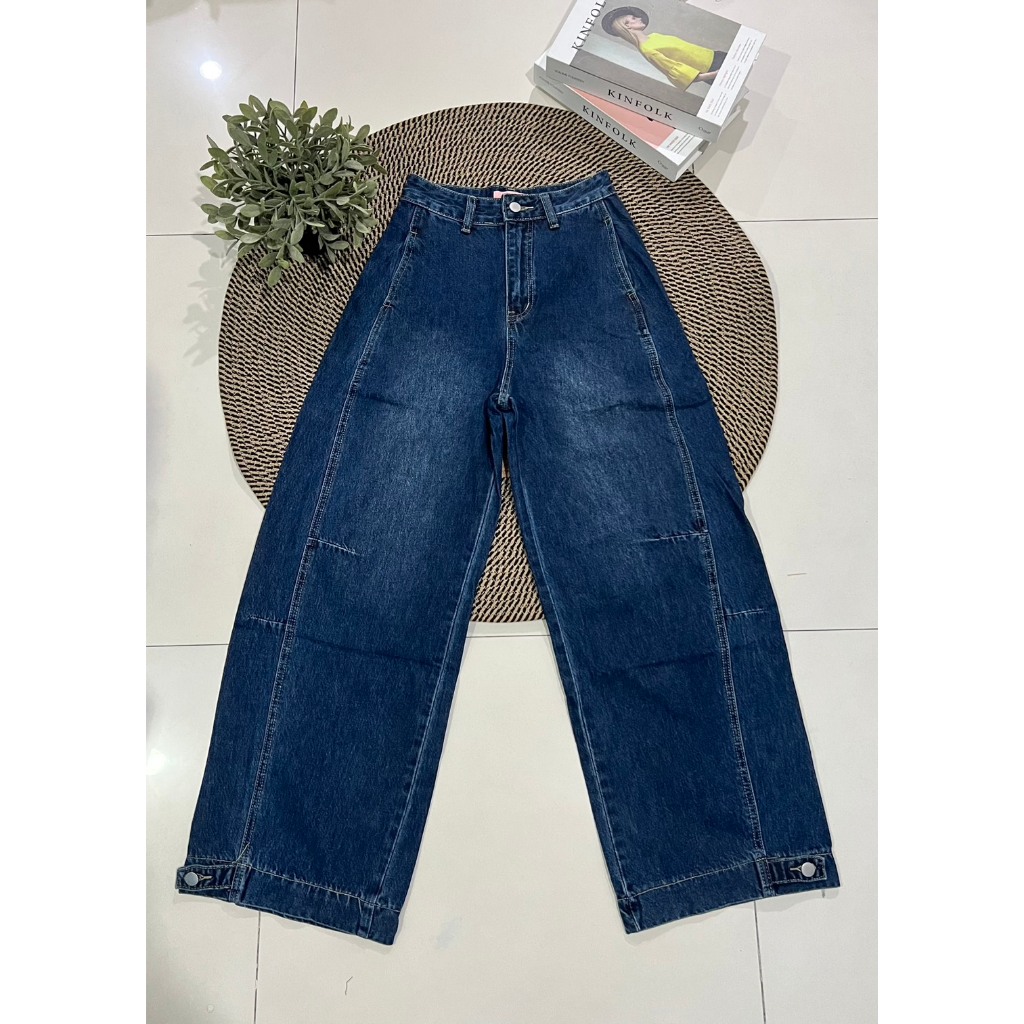 JSARA Barrel Jeans กางเกงยีนส์ทรงขากว้าง สไตล์เกาหลีสุดฮิต ผ้าแน่นไม่บาง ทรงสวยใส่แล้วดูยาว เรียวสุด