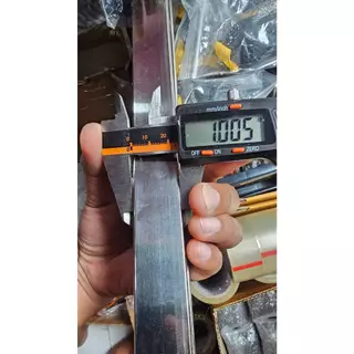 สแตนเลสเงา สแตนเลสกล่อง​ 1x1 นิ้ว ความหนา 1.2 มม. ยาว 1 เมตร รหัส 636
