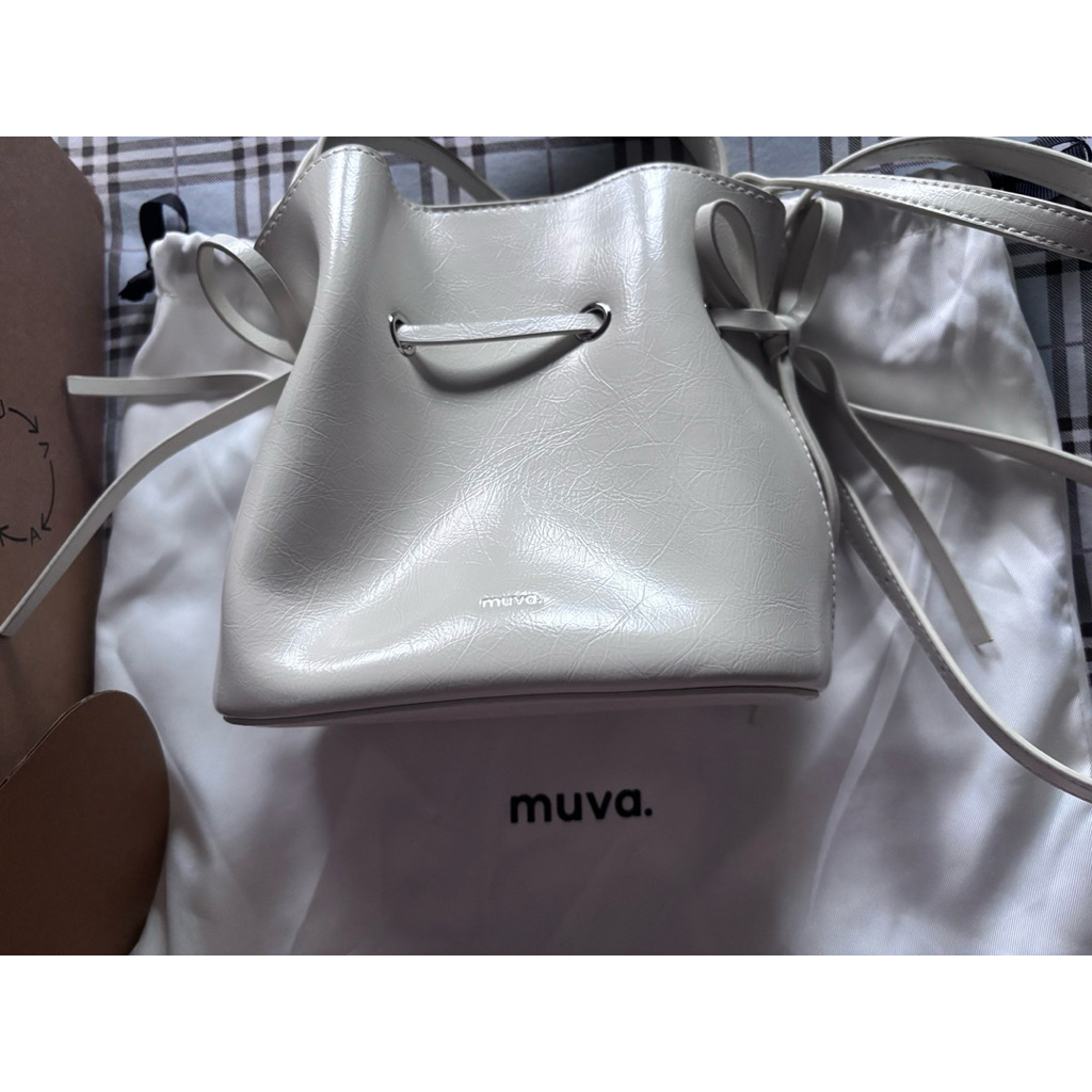 muva bucket bag - white